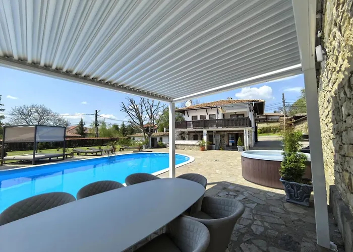 Angliiska アルバナシ